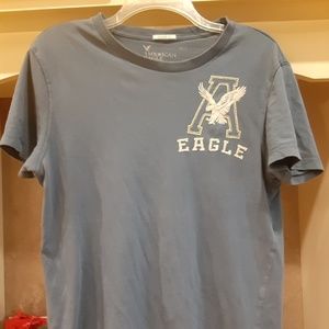AMERICAN EAGLE T SHIRT